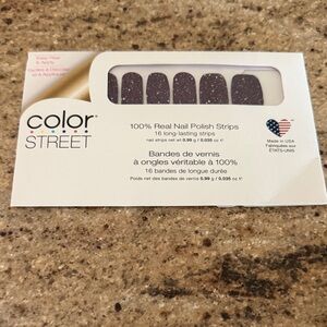 Color Street Sparkling Purple  Bordeaux Glitz Nail Polish Strips - set of 16